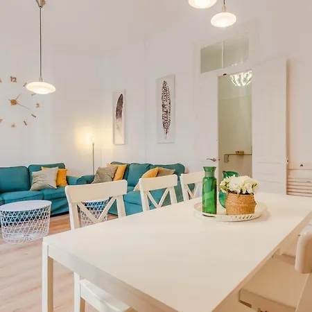 Avanti La Campana, Con Un Balcon Que Te Enamorara Del Ambiente De Sevilla Exterior photo